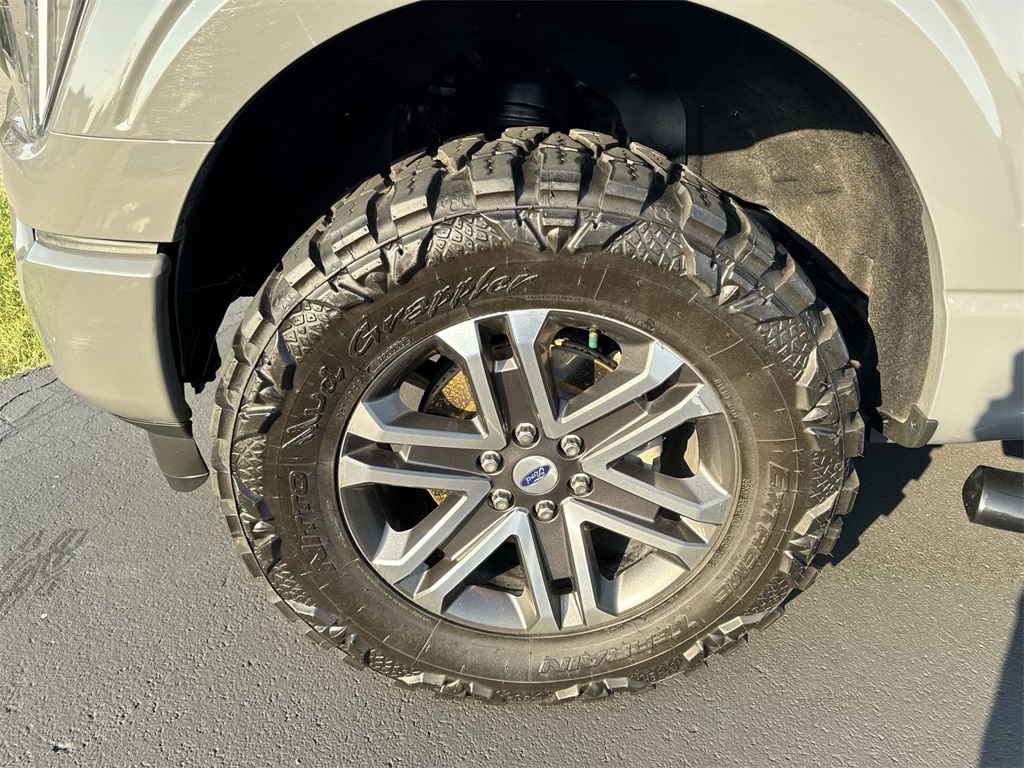 2021 Ford F-150 XLT photo 16