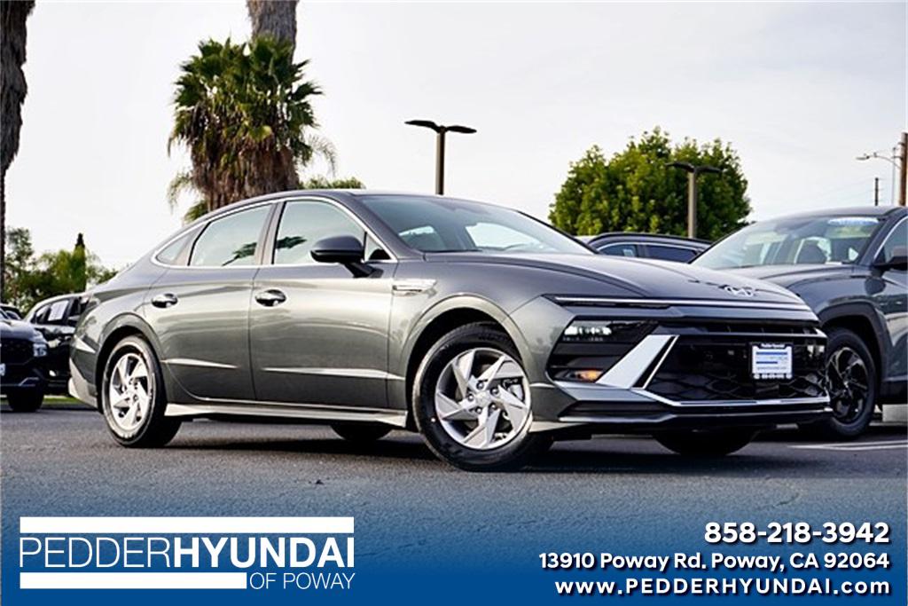 2026 Hyundai Sonata SE's photo