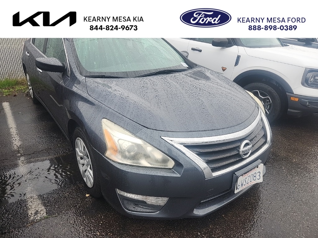 2013 Nissan Altima Sedan S's photo