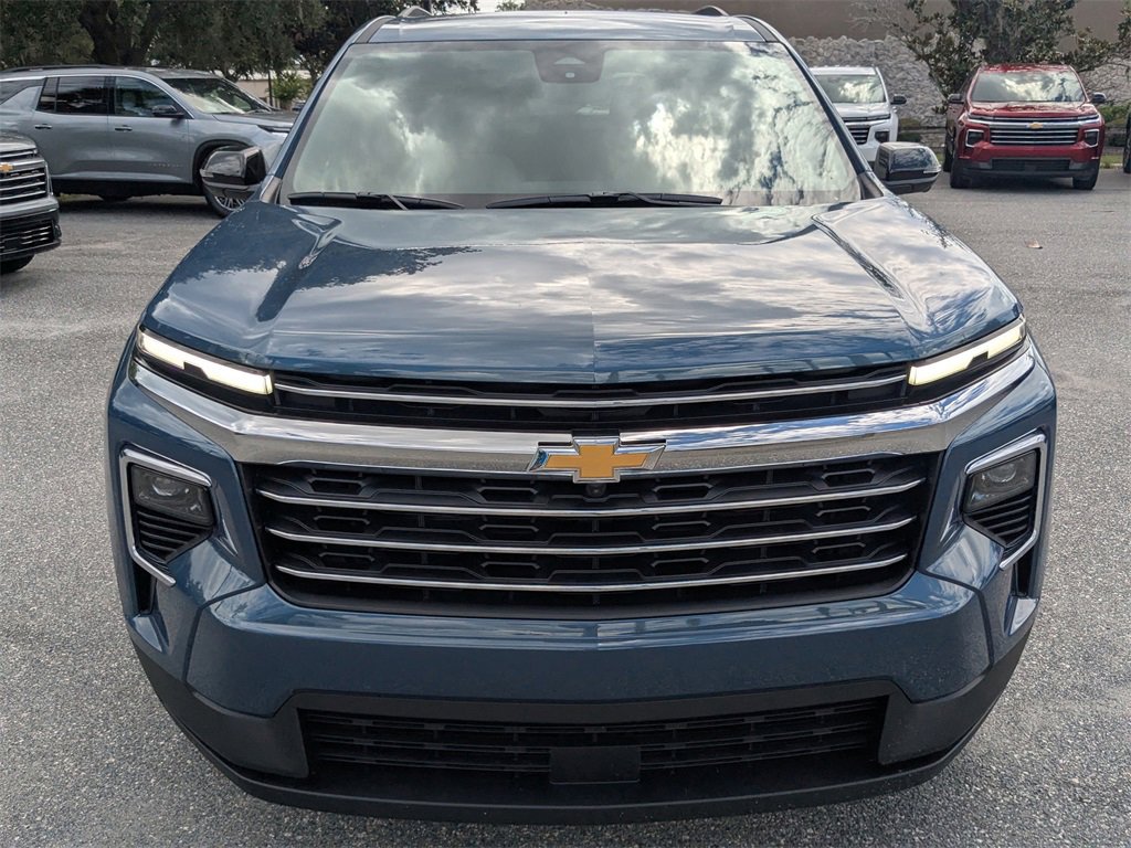 2026 Chevrolet Traverse L photo 8