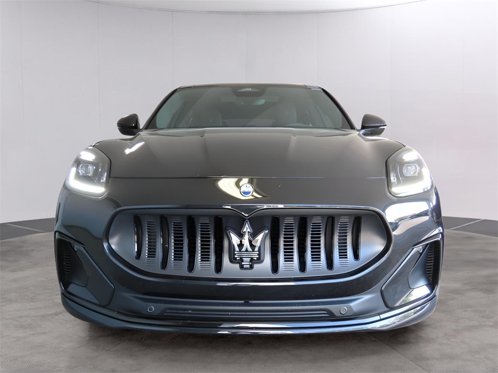 2025 Maserati Grecale photo 3