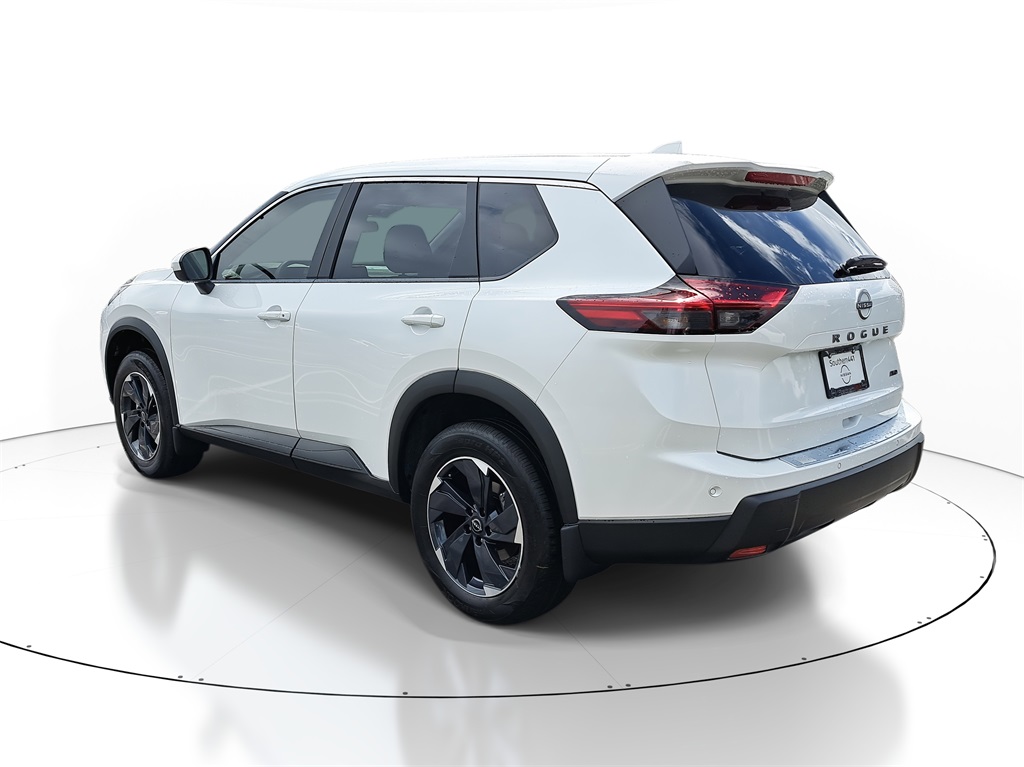 2026 Nissan Rogue SV photo 5
