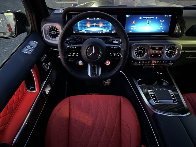 2025 Mercedes Benz G AMG 63 photo 9