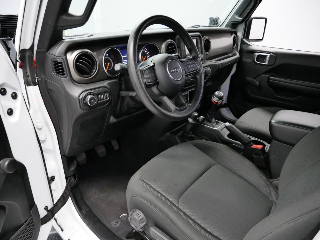 Used 2020 Jeep Wrangler Unlimited Sport with VIN 1C4HJXDG7LW344104 for sale in Coon Rapids, Minnesota