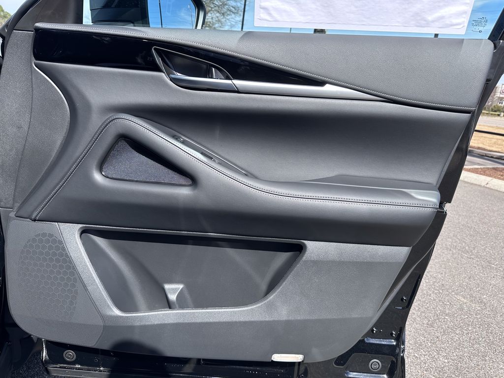 2025 Infiniti QX60 Pure photo 34