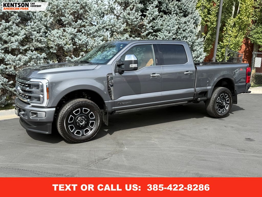 2024 Ford F-250 Super Duty Platinum's photo