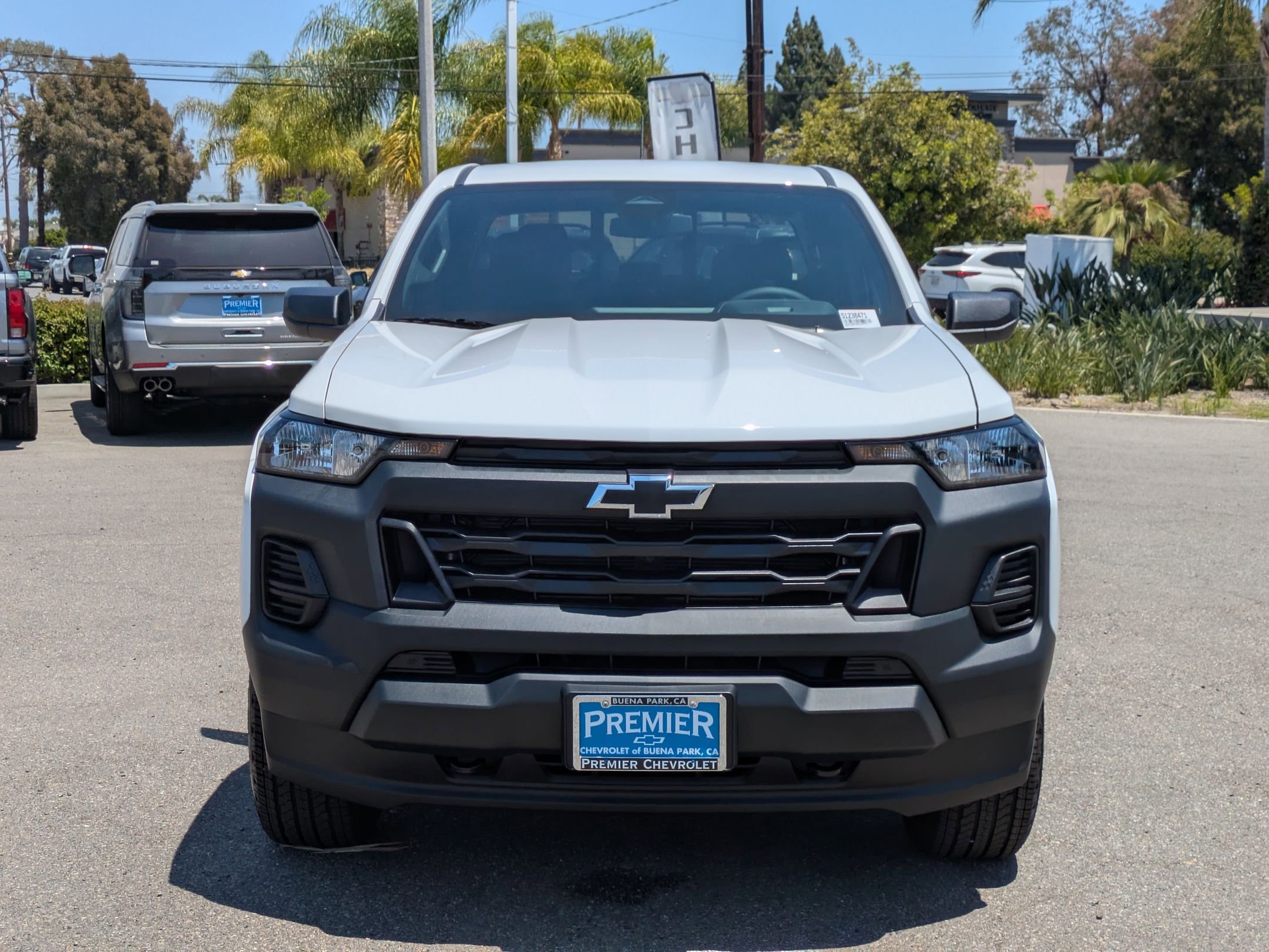 2025 Chevrolet Colorado LT photo 8
