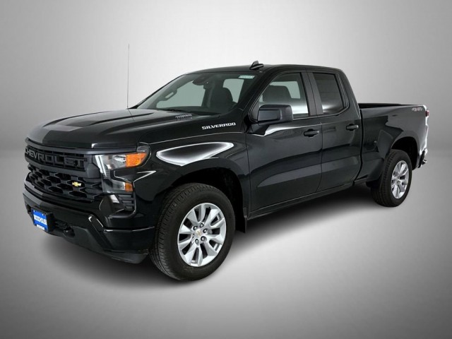 New 2025 Chevrolet Silverado 1500 Custom Double Cab in
