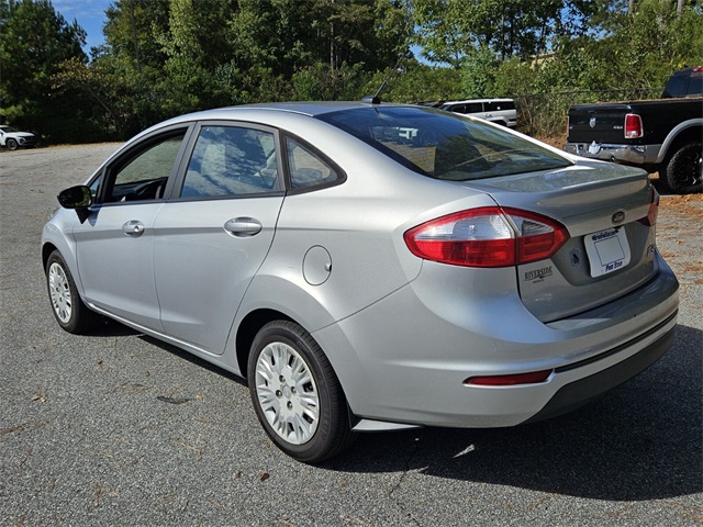 2018 Ford Fiesta S photo 9