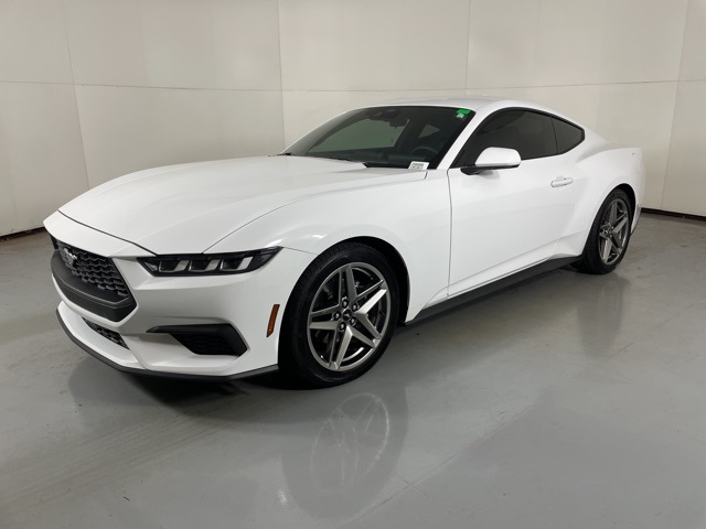 2024 Ford Mustang EcoBoost photo 4