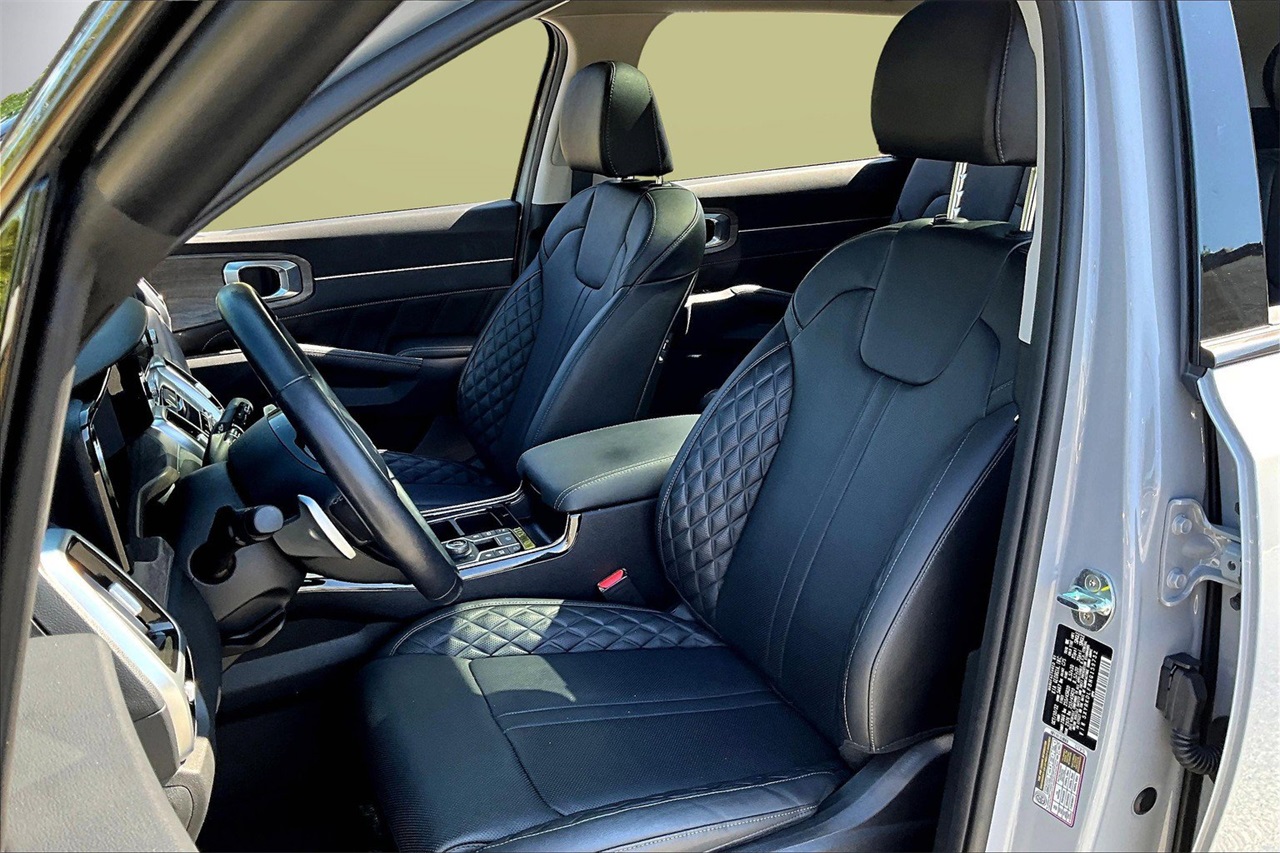 2022 Kia Sorento X-Line SX Prestige photo 18