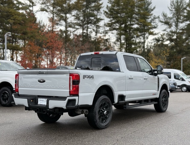 2026 Ford F-250 Lariat photo 4