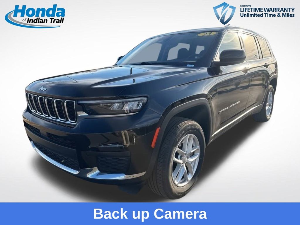 2023 Jeep Grand Cherokee L Laredo's photo