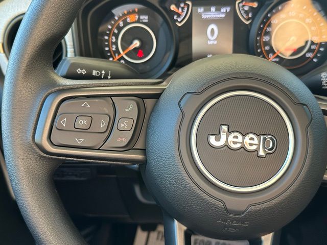 2025 Jeep Wrangler Sport photo 19