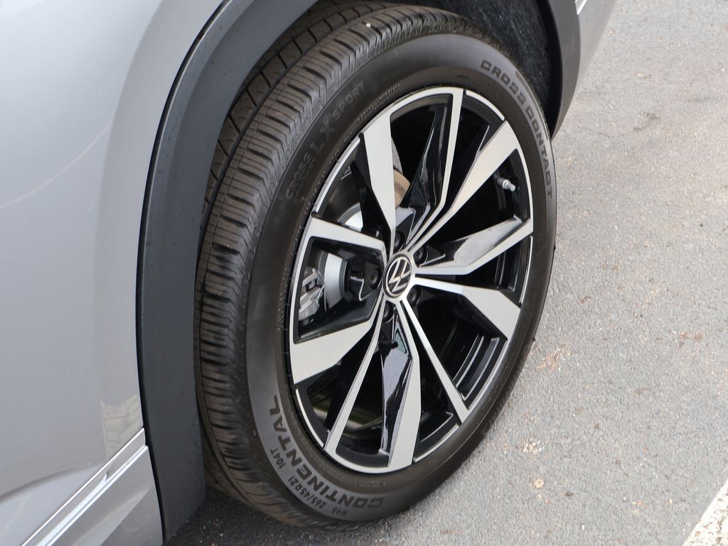 2025 Volkswagen Atlas SEL Premium R-Line photo 38
