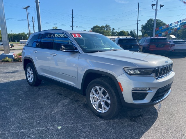 2023 Jeep Grand Cherokee Limited photo 5