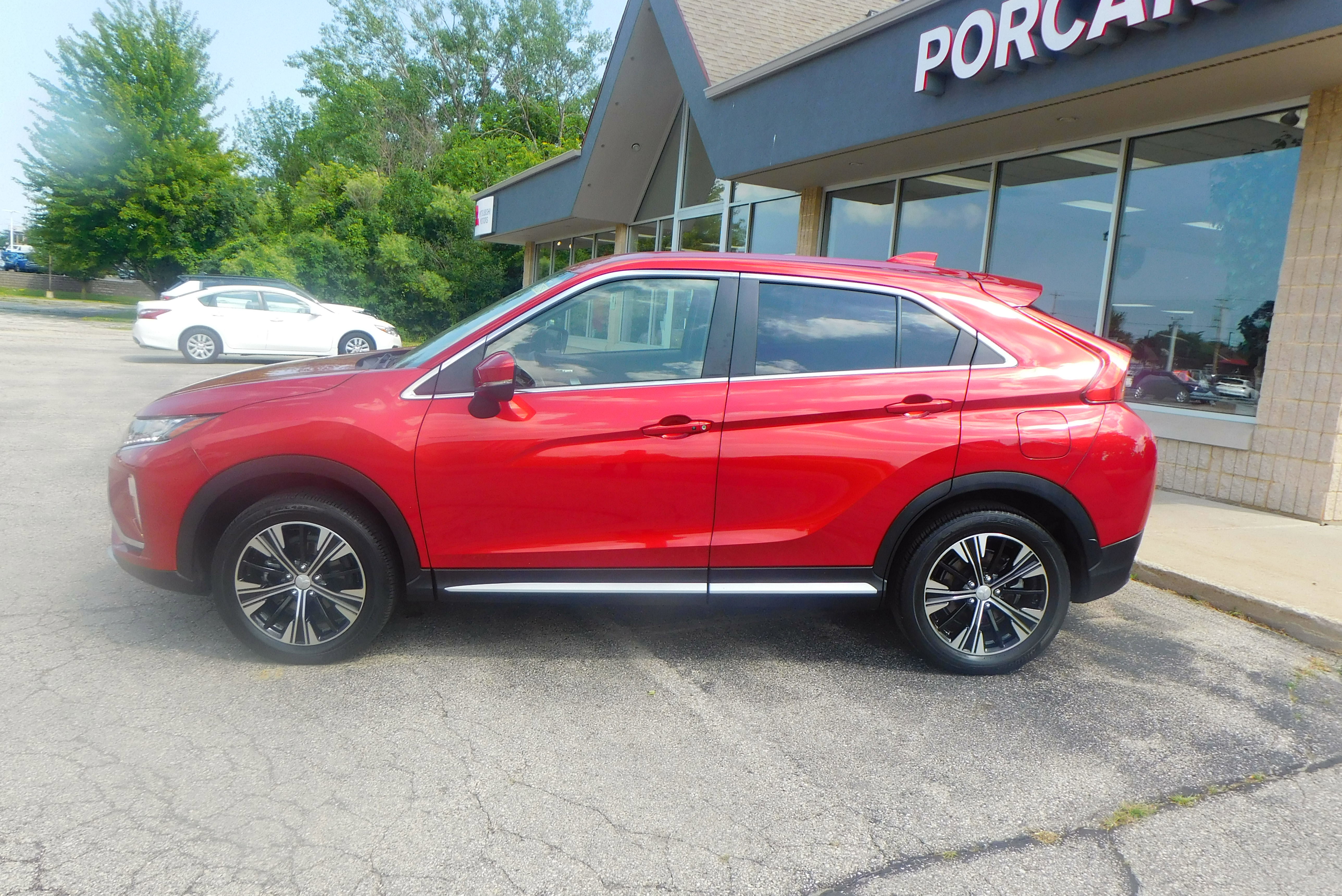 Used 2018 Mitsubishi Eclipse Cross SE with VIN JA4AT5AA3JZ066078 for sale in Racine, WI