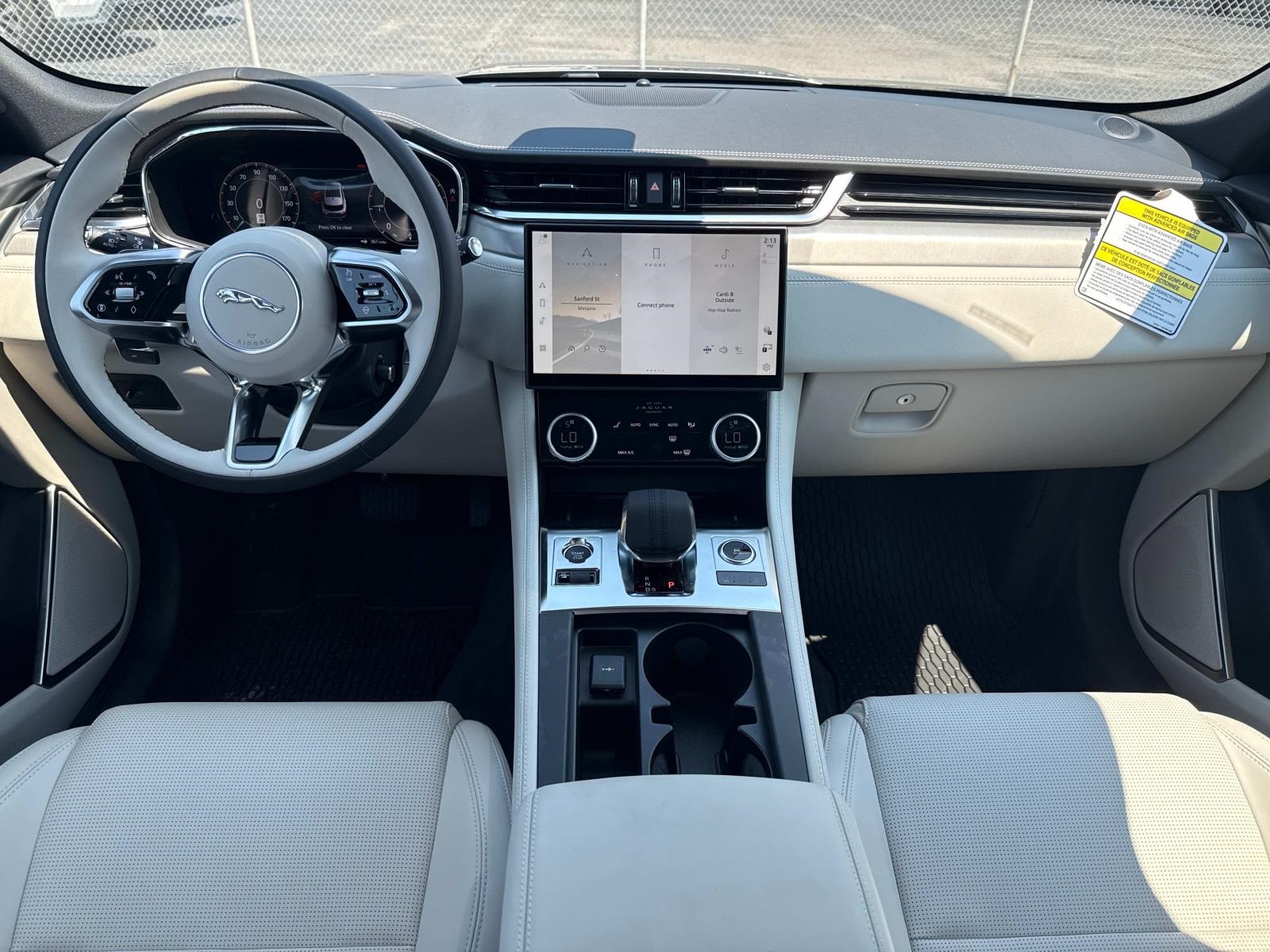 2026 Jaguar F-PACE P400 R-Dynamic S photo 9