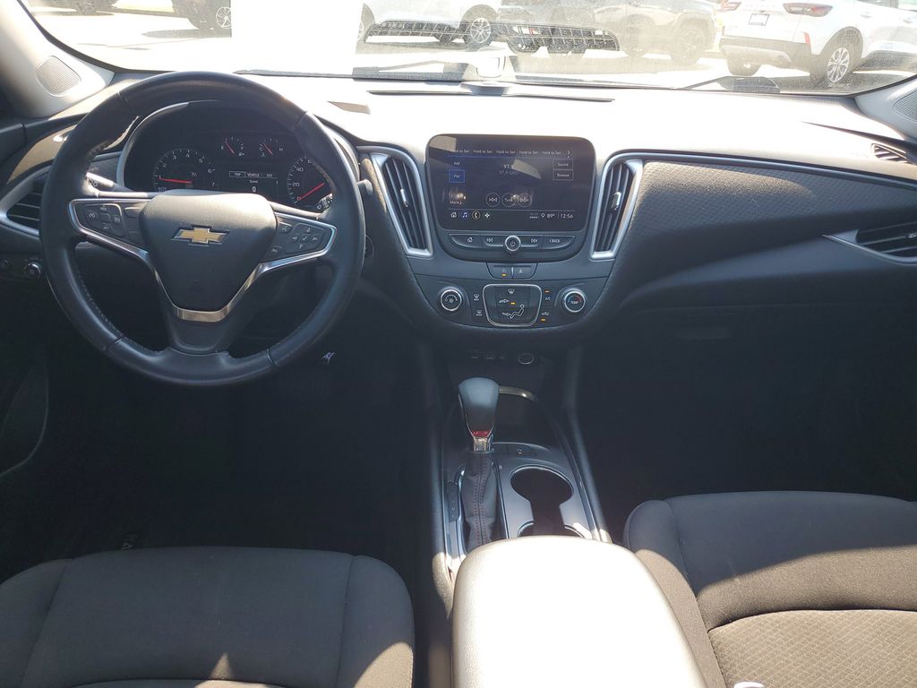 2021 Chevrolet Malibu RS photo 25