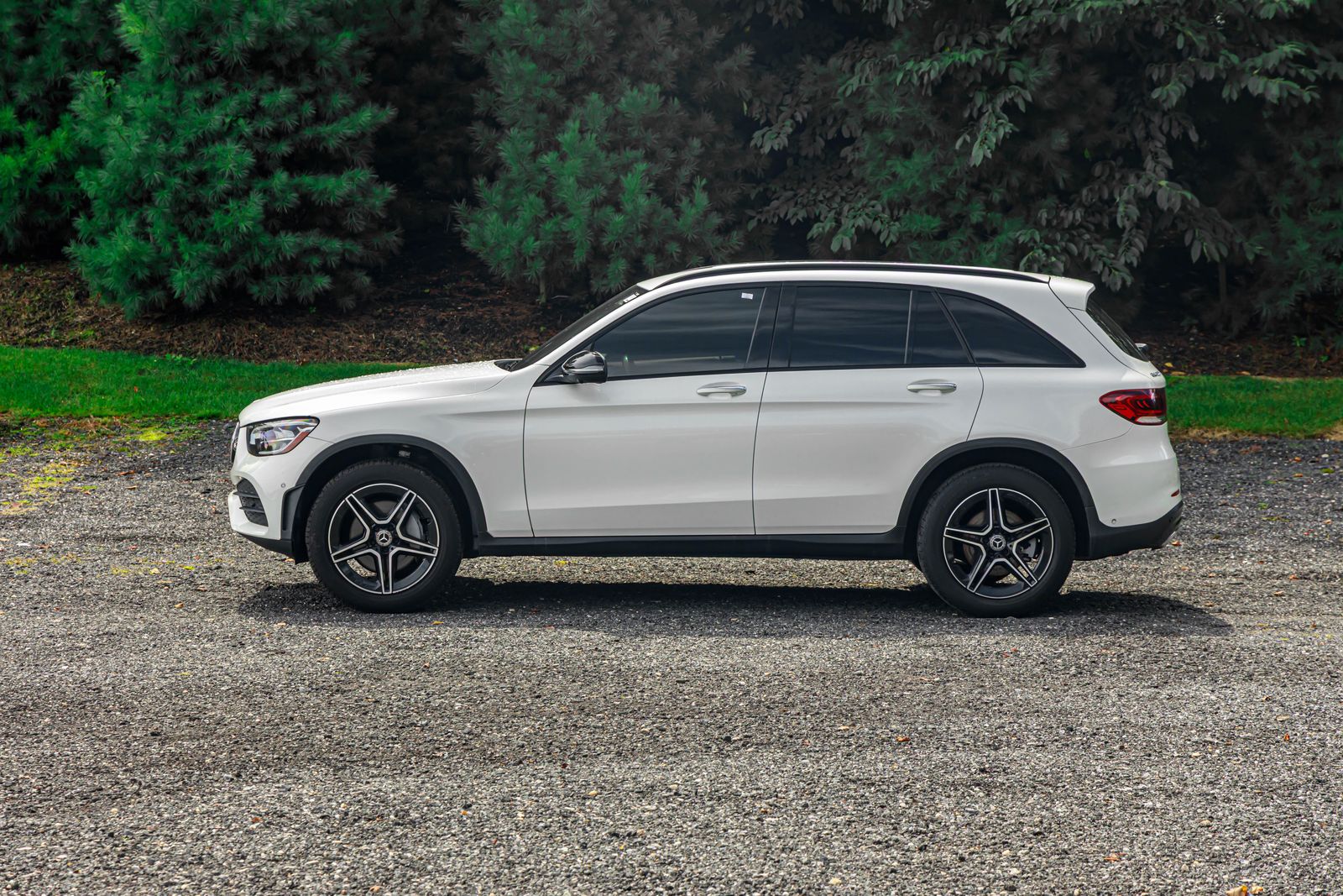 2021 Mercedes Benz GLC 300 photo 4