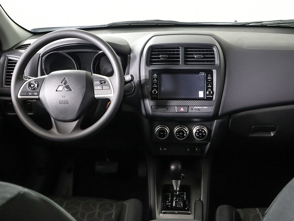2025 Mitsubishi Outlander Sport ES SE LE photo 20