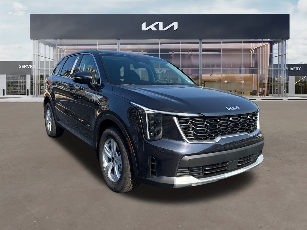 2026 Kia Sorento LX's photo