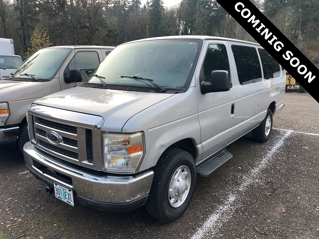 2011 Ford E-Series Econoline Wagon XL