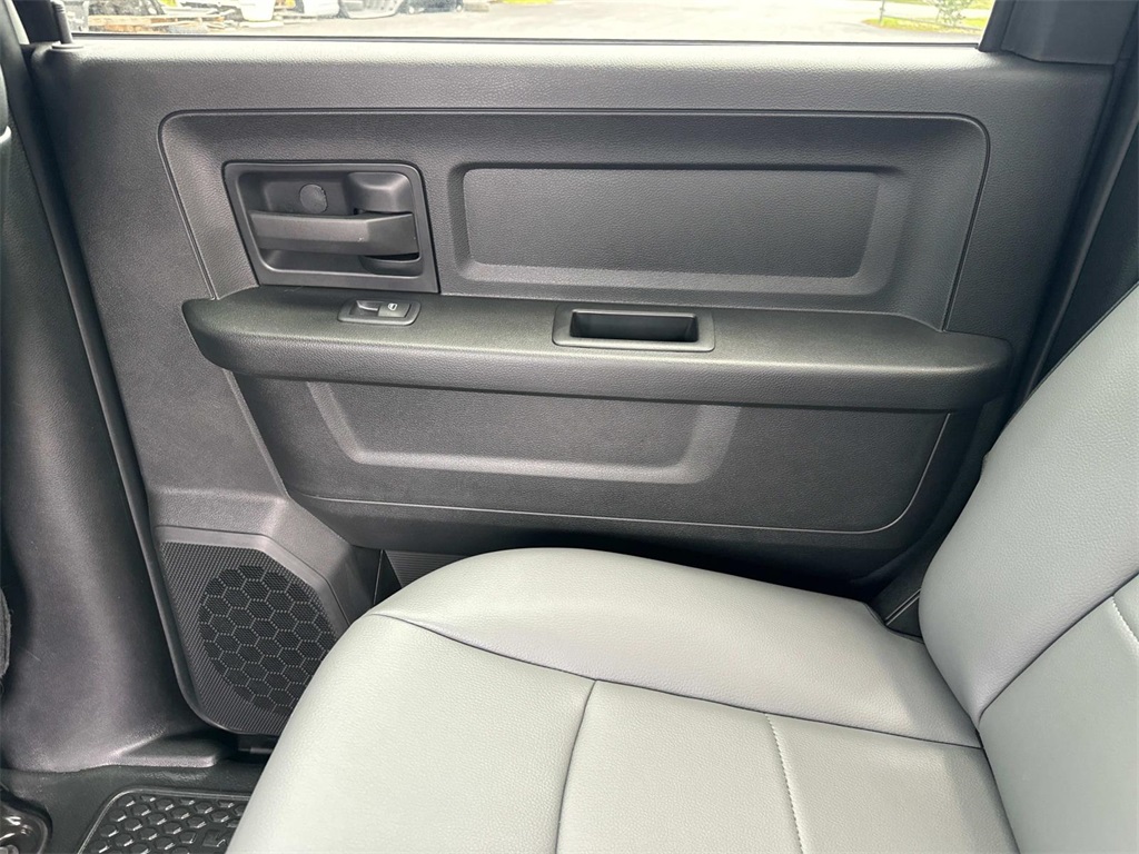 2024 Ram 2500 Tradesman photo 17