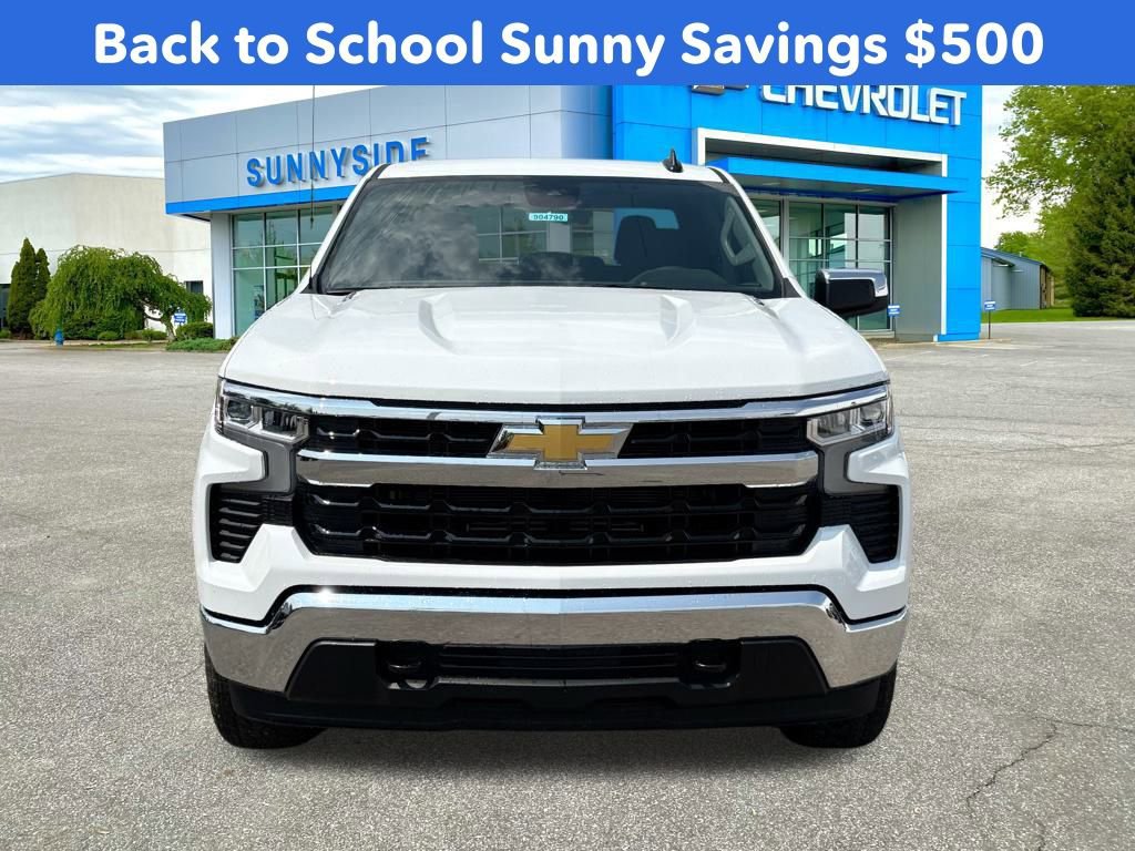 2025 Chevrolet Silverado 1500 LT photo 2