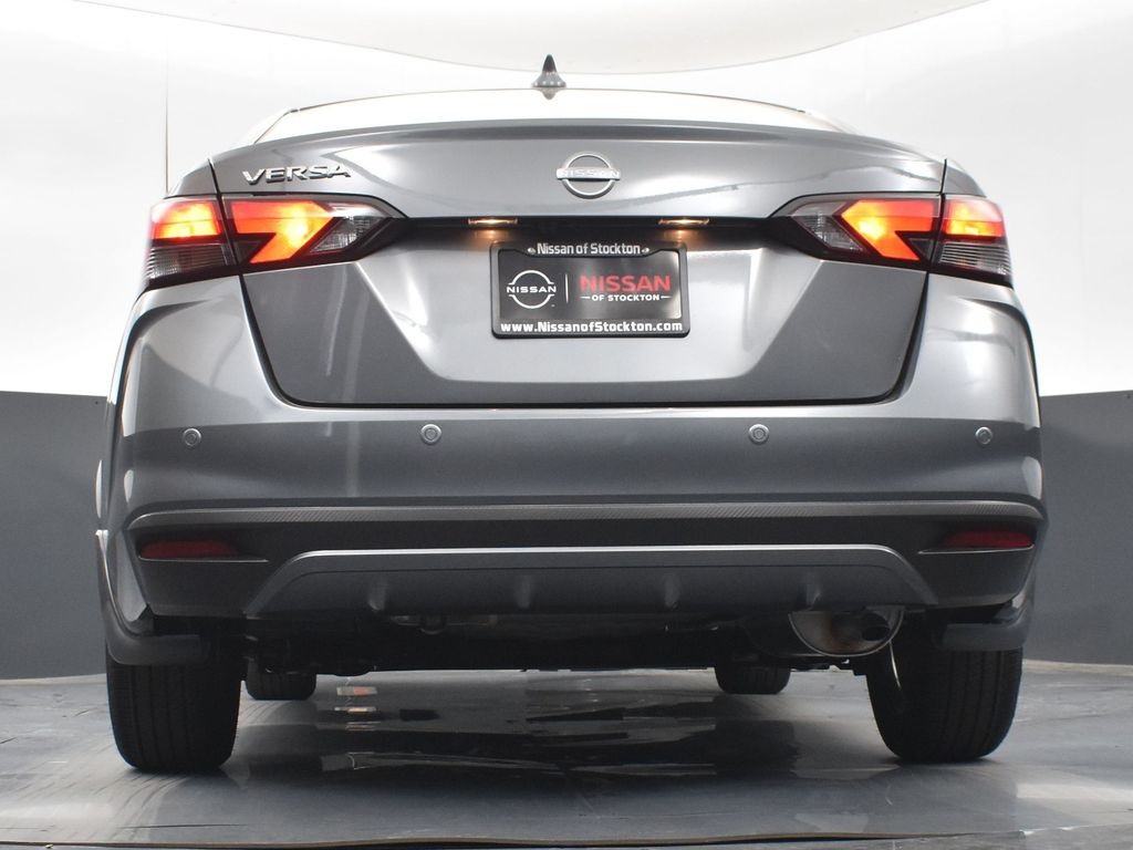 2025 Nissan Versa 1.6 SV photo 39