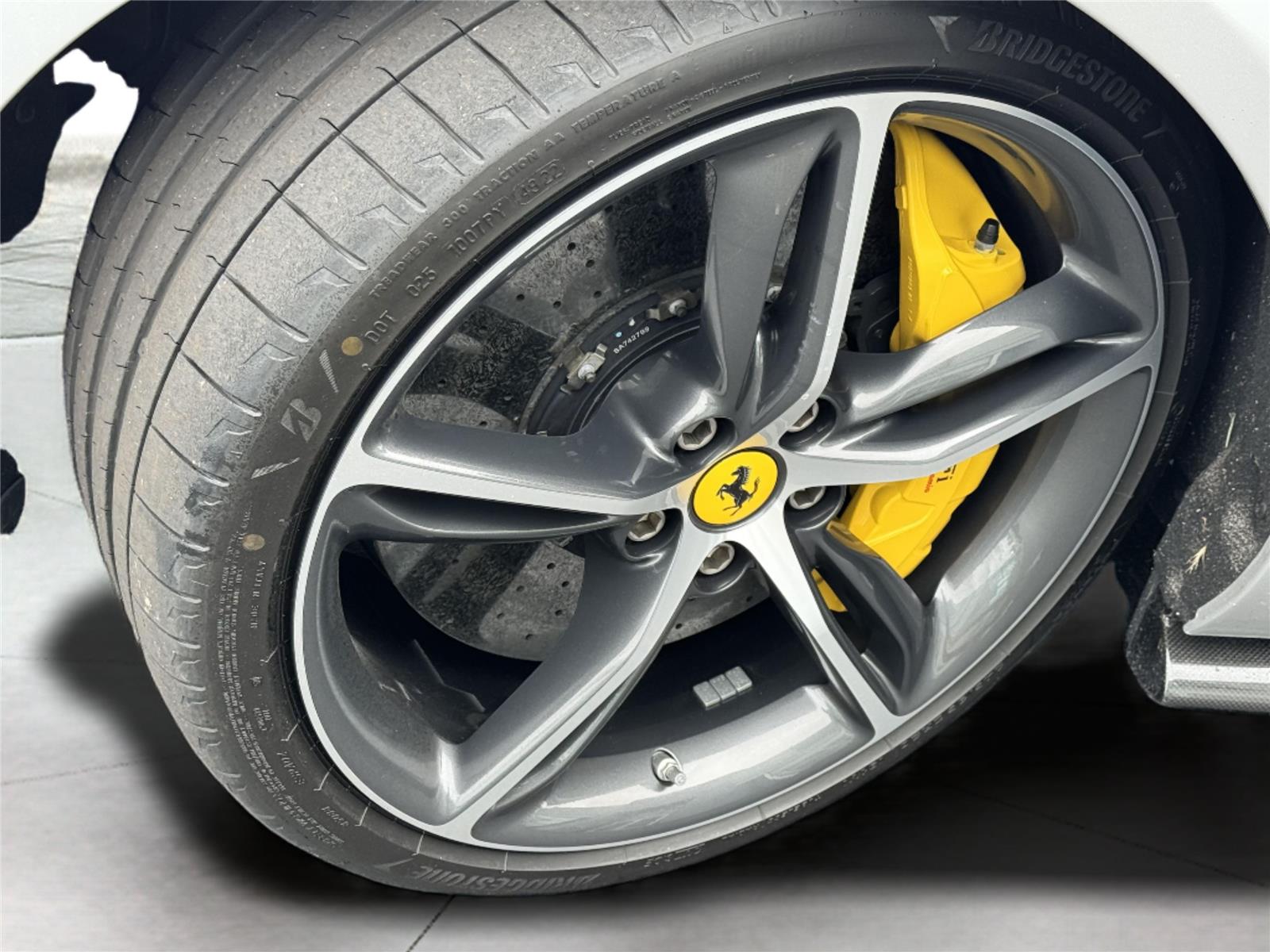 2023 Ferrari 296 GTB Base photo 16