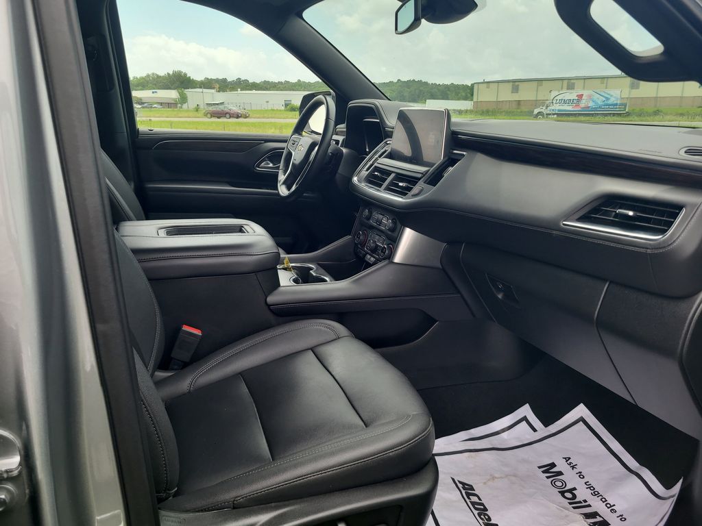 2023 Chevrolet Tahoe LT photo 28