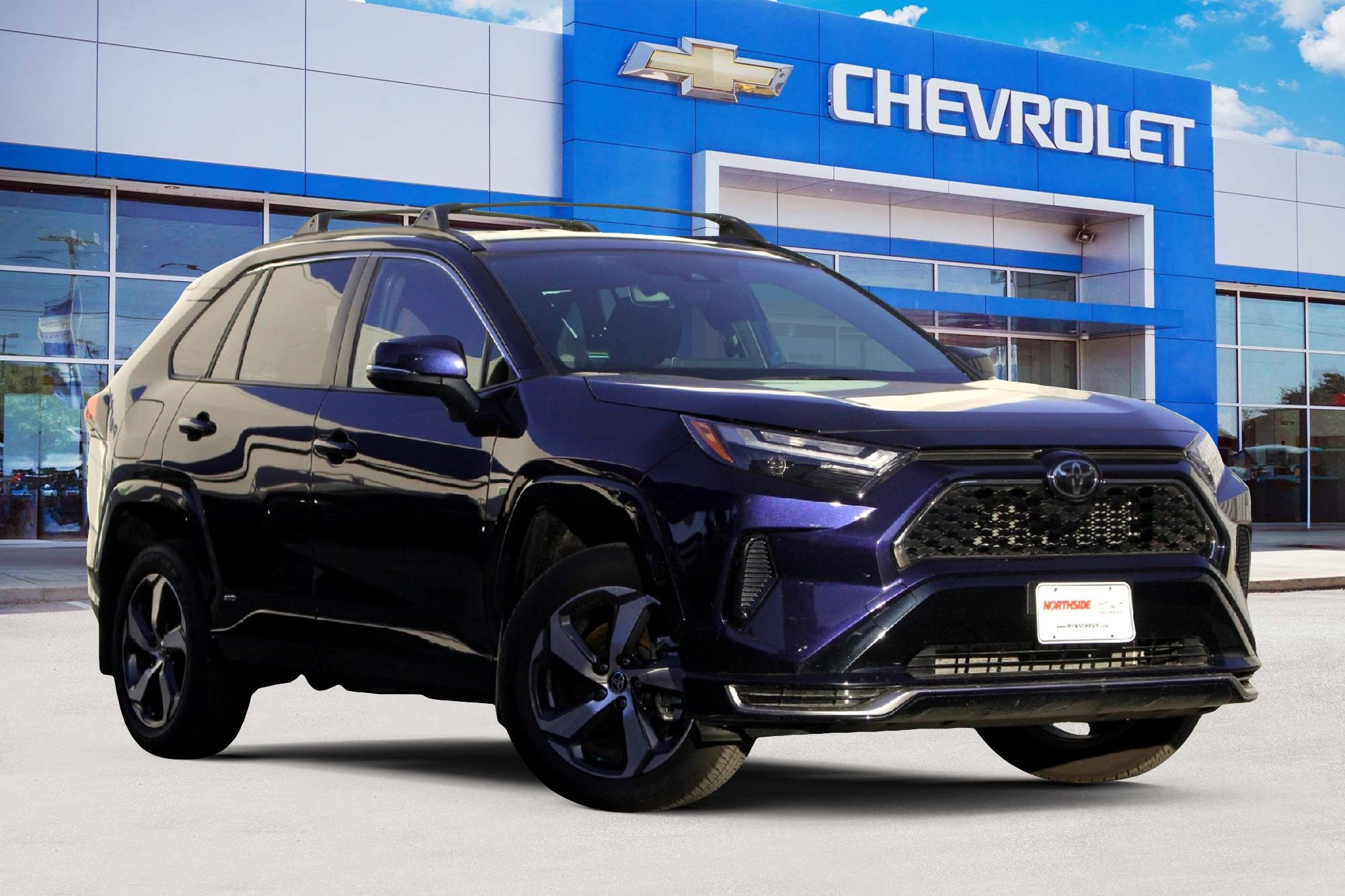 2025 Toyota RAV4 SE's photo
