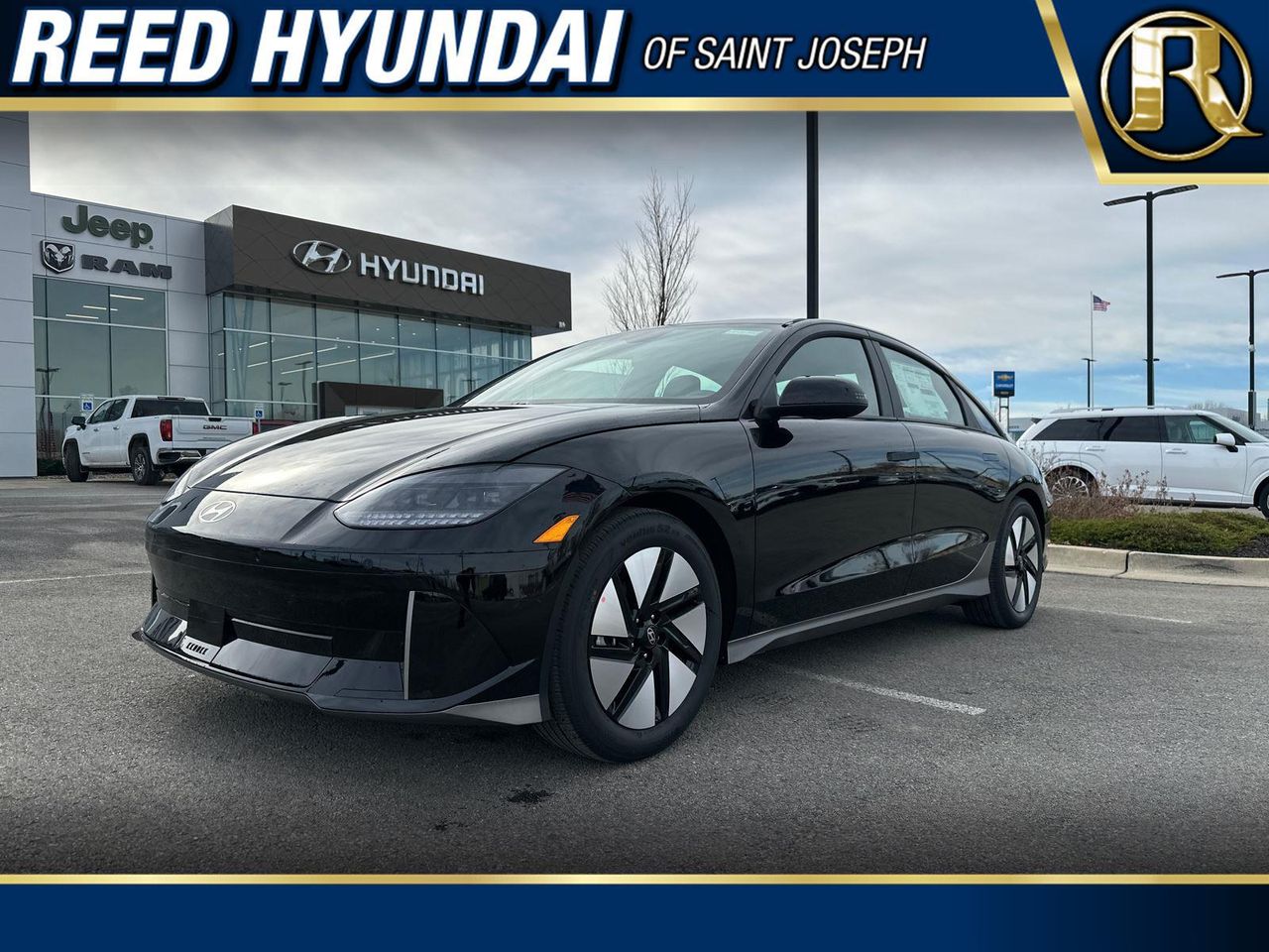 2025 Hyundai IONIQ 6 SE's photo