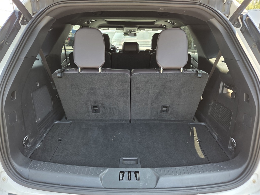 2025 Ford Explorer Platinum photo 16