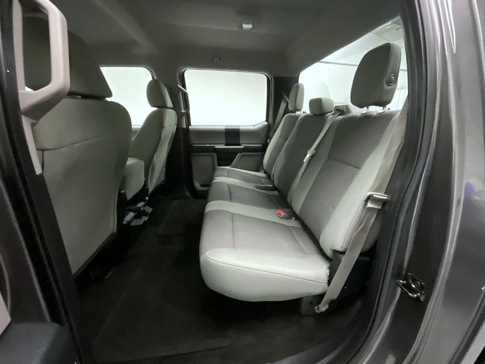 2017 Ford F-150 XL photo 16