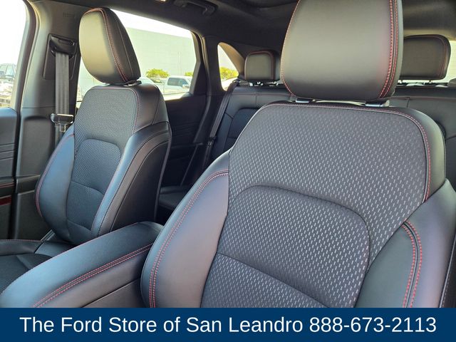 2025 Ford Escape ST-Line photo 13