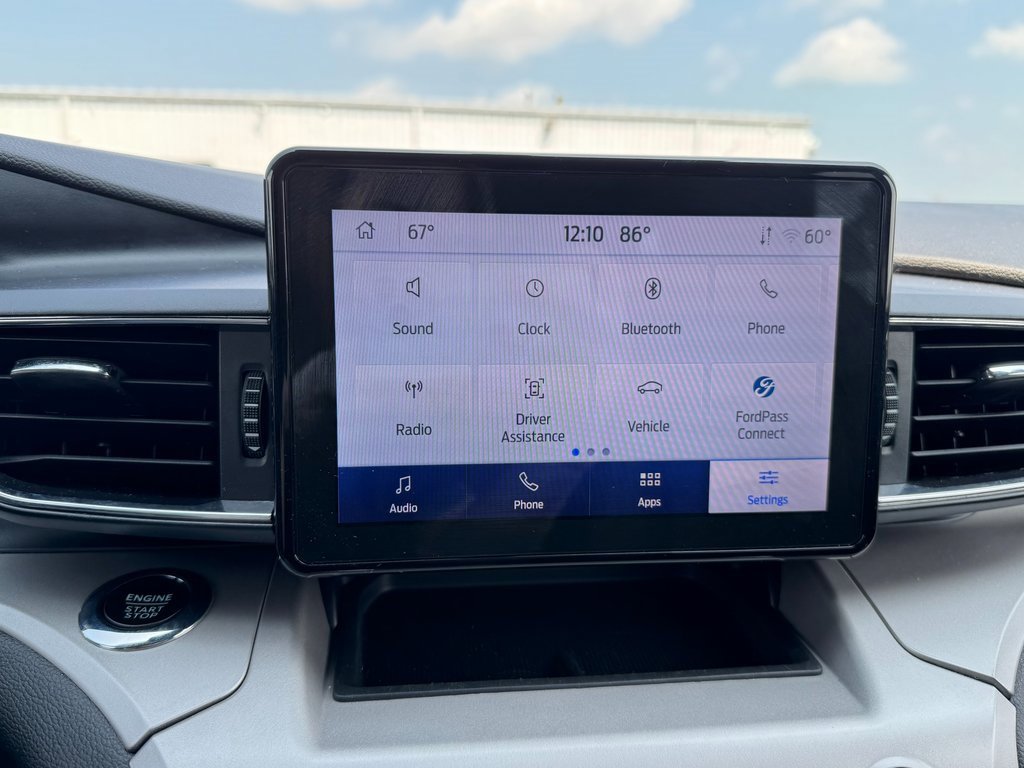 2023 Ford Explorer XLT photo 24