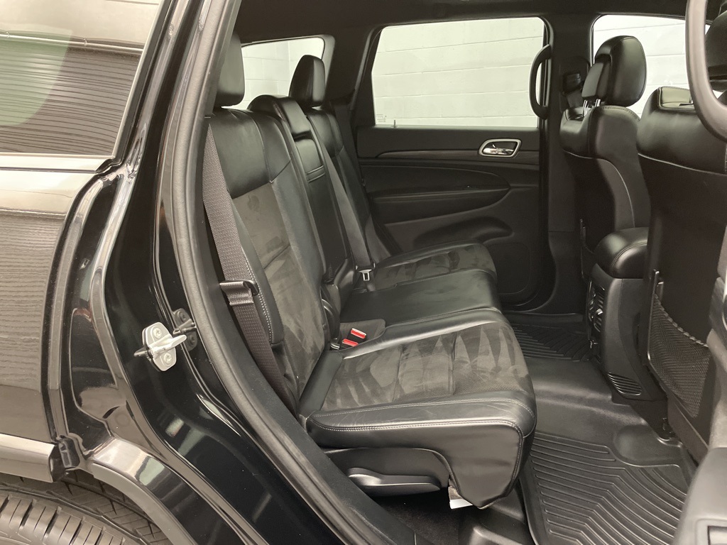 2019 Jeep Grand Cherokee Altitude photo 21