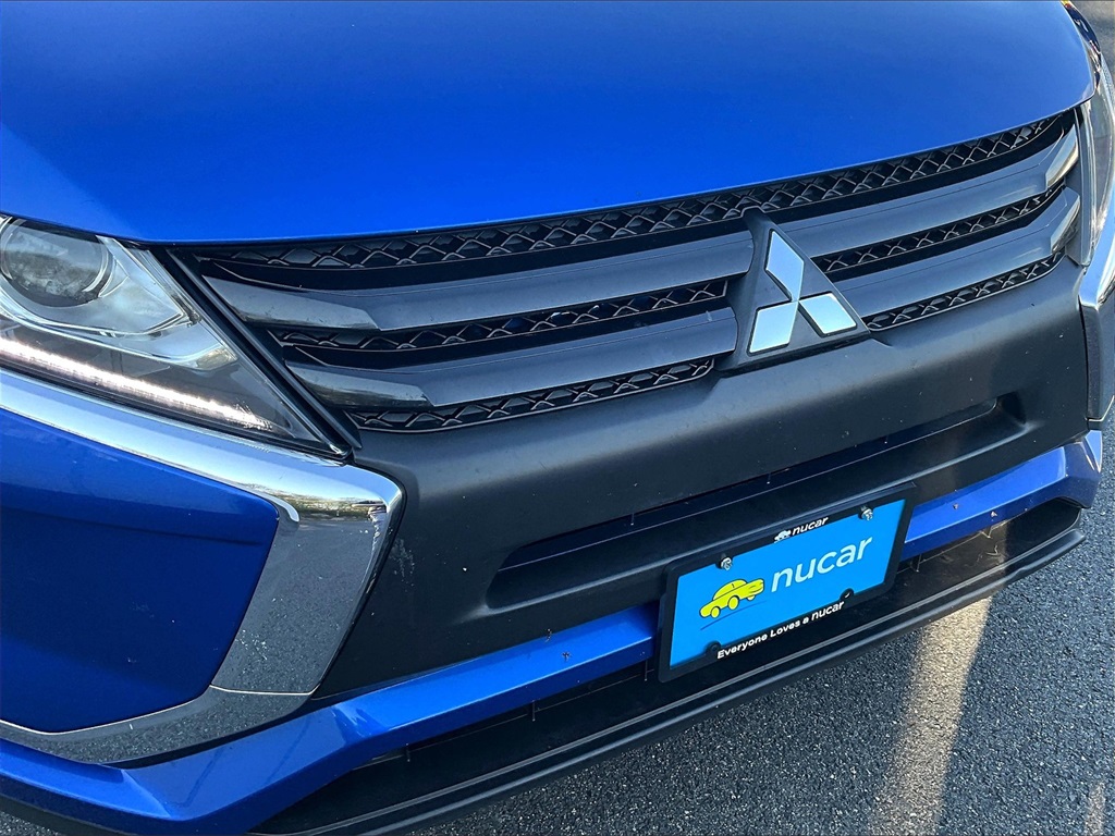 2020 Mitsubishi Eclipse Cross LE photo 28