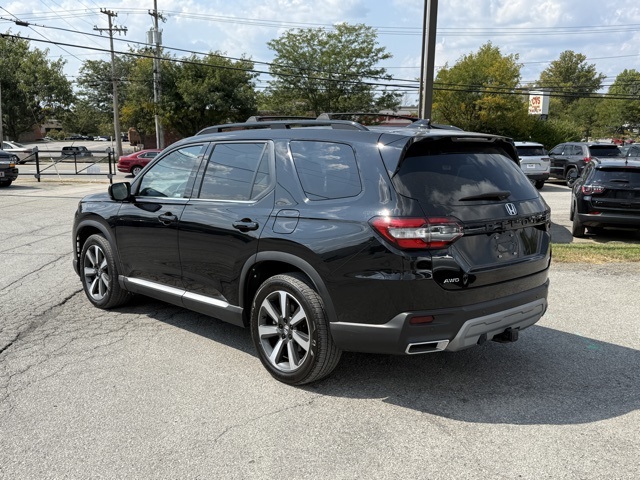 2023 Honda Pilot Elite photo 6