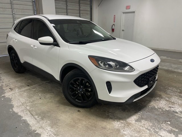 2021 Ford Escape SE's photo