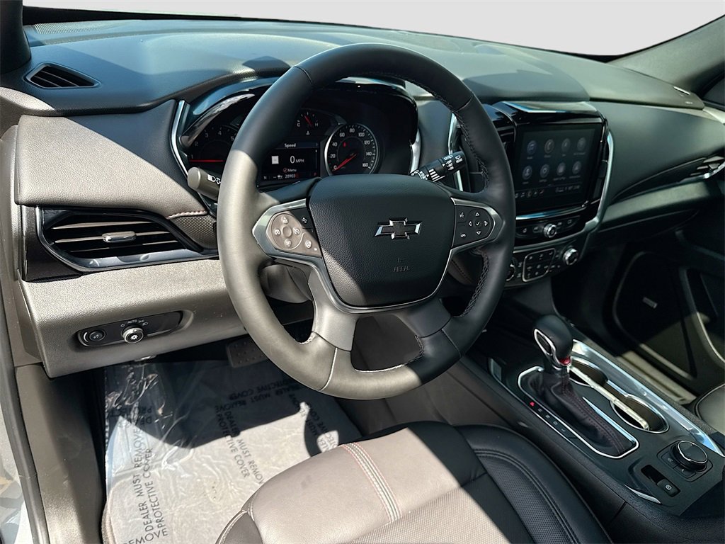 2023 Chevrolet Traverse RS photo 9