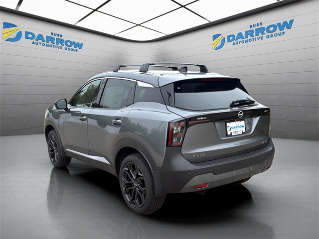 2026 Nissan Kicks SR photo 2