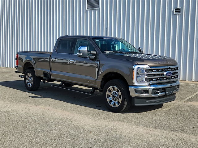 2023 Ford F-250 XL photo 2