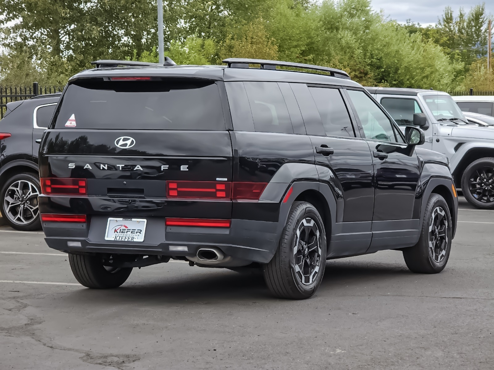 2025 Hyundai Santa Fe SEL photo 3