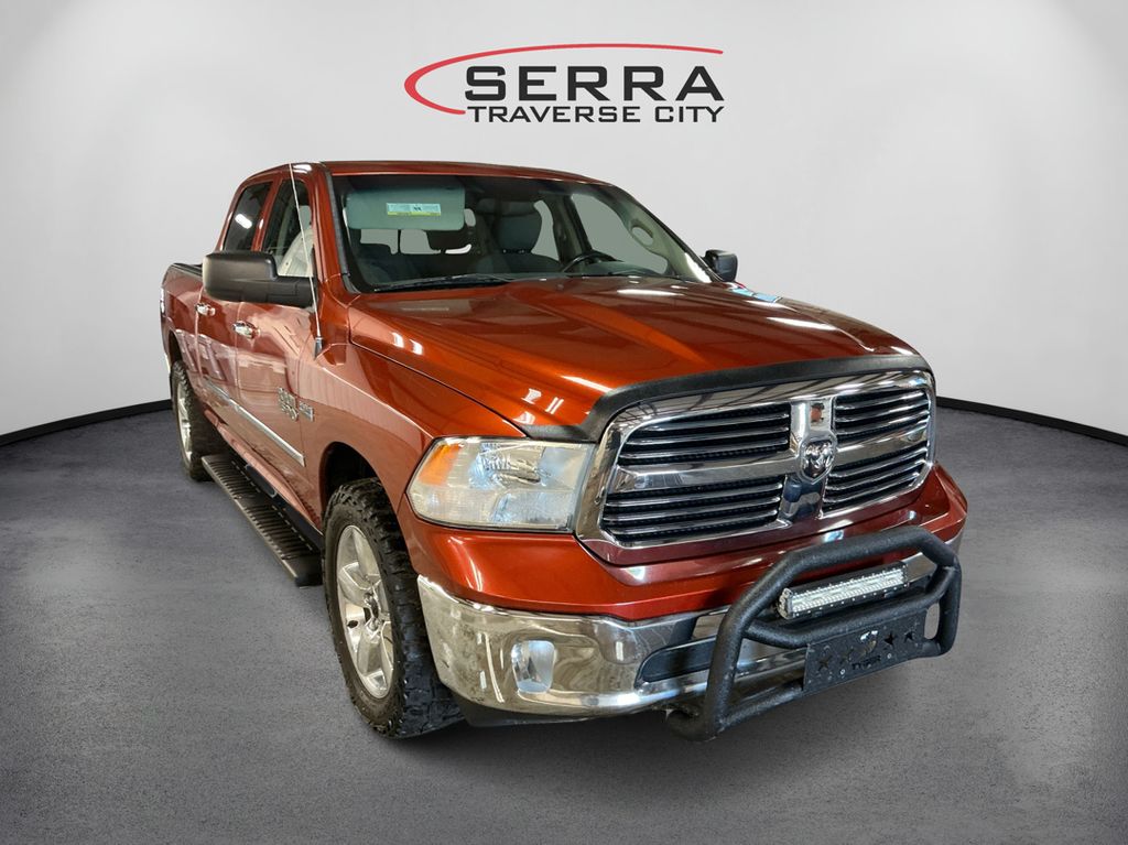 2013 Ram 1500 SLT photo 3