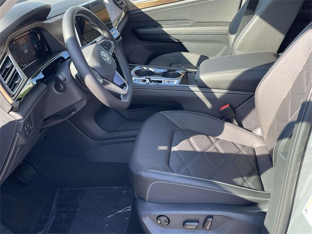 2026 Volkswagen Atlas SE Technology photo 11