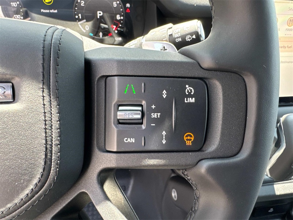 2025 Land Rover Defender 110 V8 photo 22