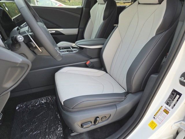2026 Lexus TX 500h F SPORT Performance Premium photo 2
